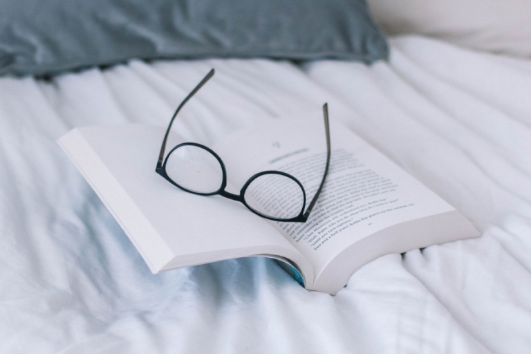 Boost Your Reading Comfort: Tips for Choosing the Perfect Reading Glasses
