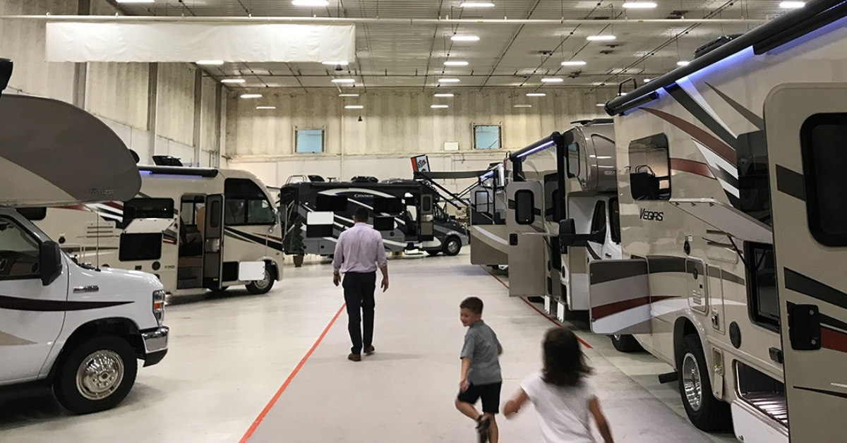 Top Questions to Ask When Visiting an RV Dealership