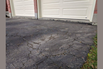 Top 4 Signs Your Old Asphalt Driveway Needs Immediate Attention