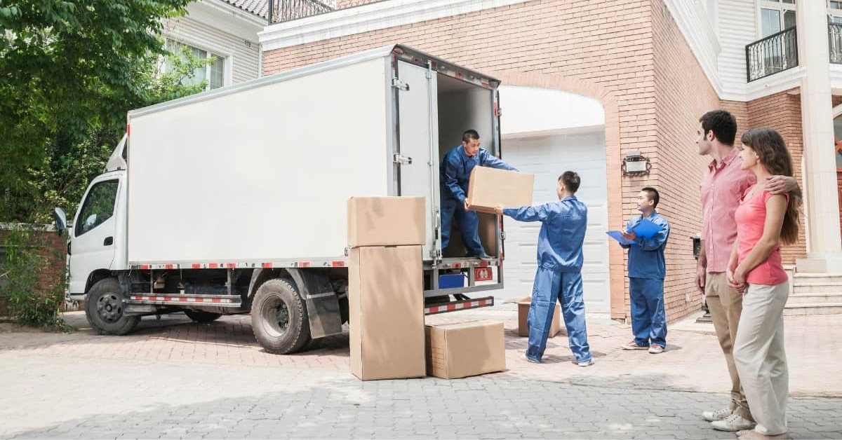 Comparing Local vs. Long-Distance Best Movers: What You Need to Know