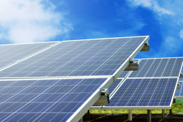 6 Key Benefits of Switching to a Solar Powered Backup Generator